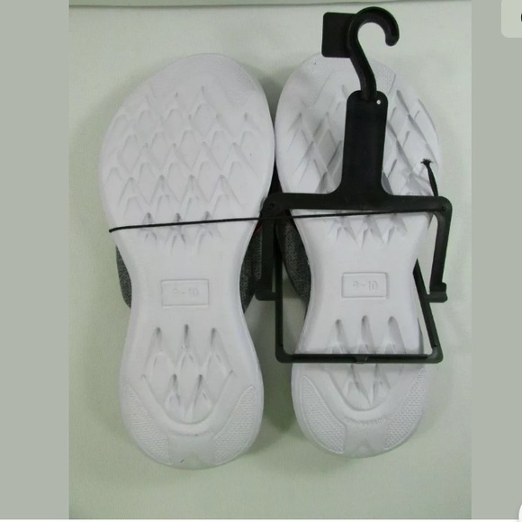💜Athletic Works Women’s Comfort Flip Flop Sandals - Picture 8 of 12